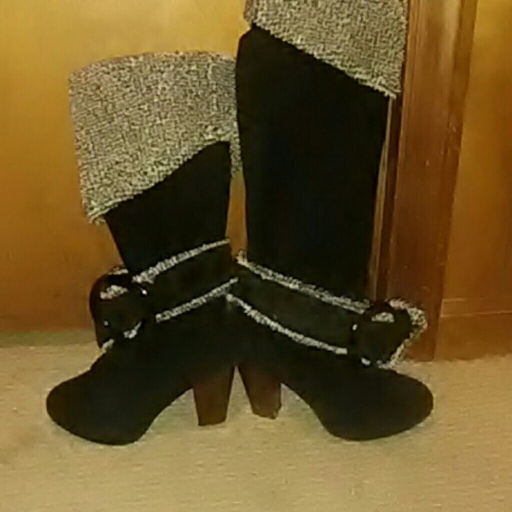 Heel boots